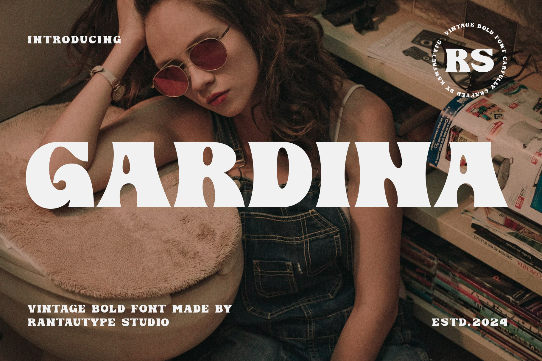 7. Gardina Bold Vintage Font